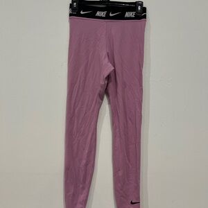 Nike Light Purple Leggings